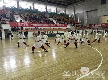 老当益壮耍太极 圣贝公益齐点赞