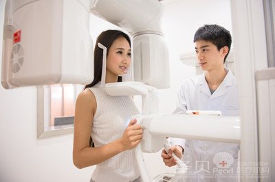 成都色素牙的形成及治疗