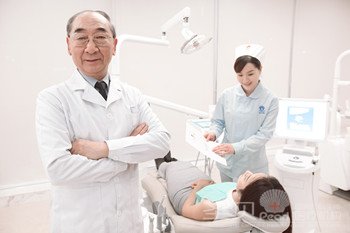 成都牙齿发黄如何高效美白2